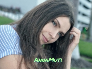 AnnaMuti Gothicorgien