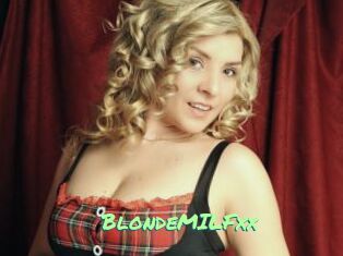 BlondeMILFxx