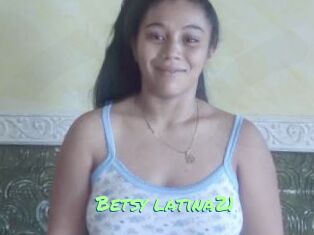 Betsy_latina21