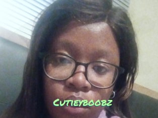 Cutieyboobz