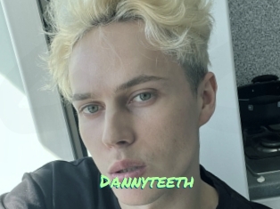 dannyteeth Gothicorgien