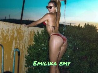 Emilika_emy