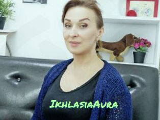 IkhlasiaAura