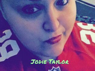 Jodie_Taylor