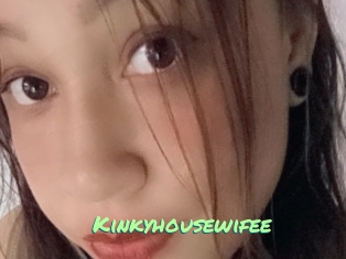 Kinkyhousewifee
