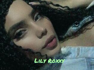 Lily_Roxxy