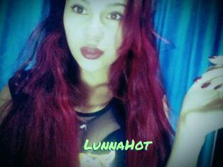 LunnaHot