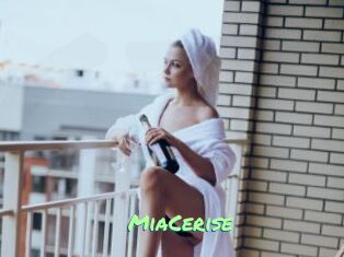 MiaCerise