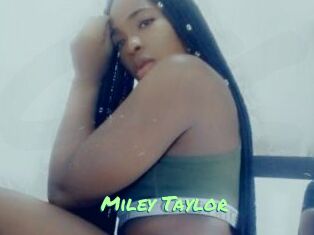 Miley_Taylor