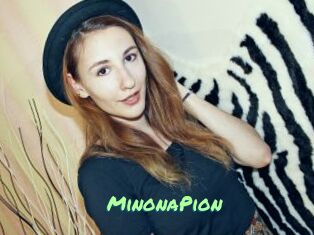 MinonaPion Gothicorgien