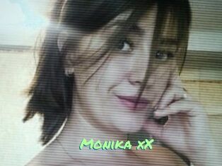 Monika_xX