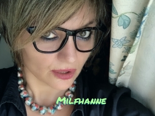 milfhanne Gothicorgien