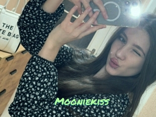 Mooniekiss