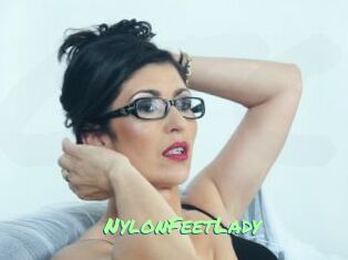 NylonFeetLady