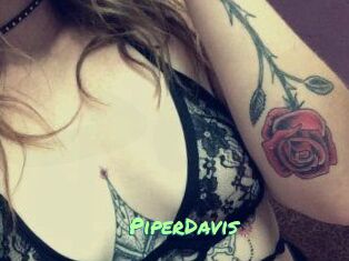Piper_Davis