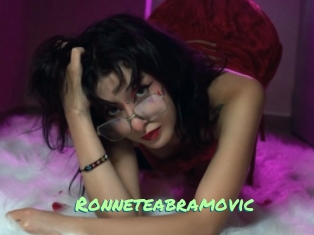 ronneteabramovic Gothicorgien