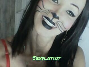 Sexy_latin_t