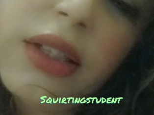 Squirtingstudent