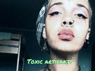 Toxic_artifakts