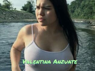 Valentina_Anzuate